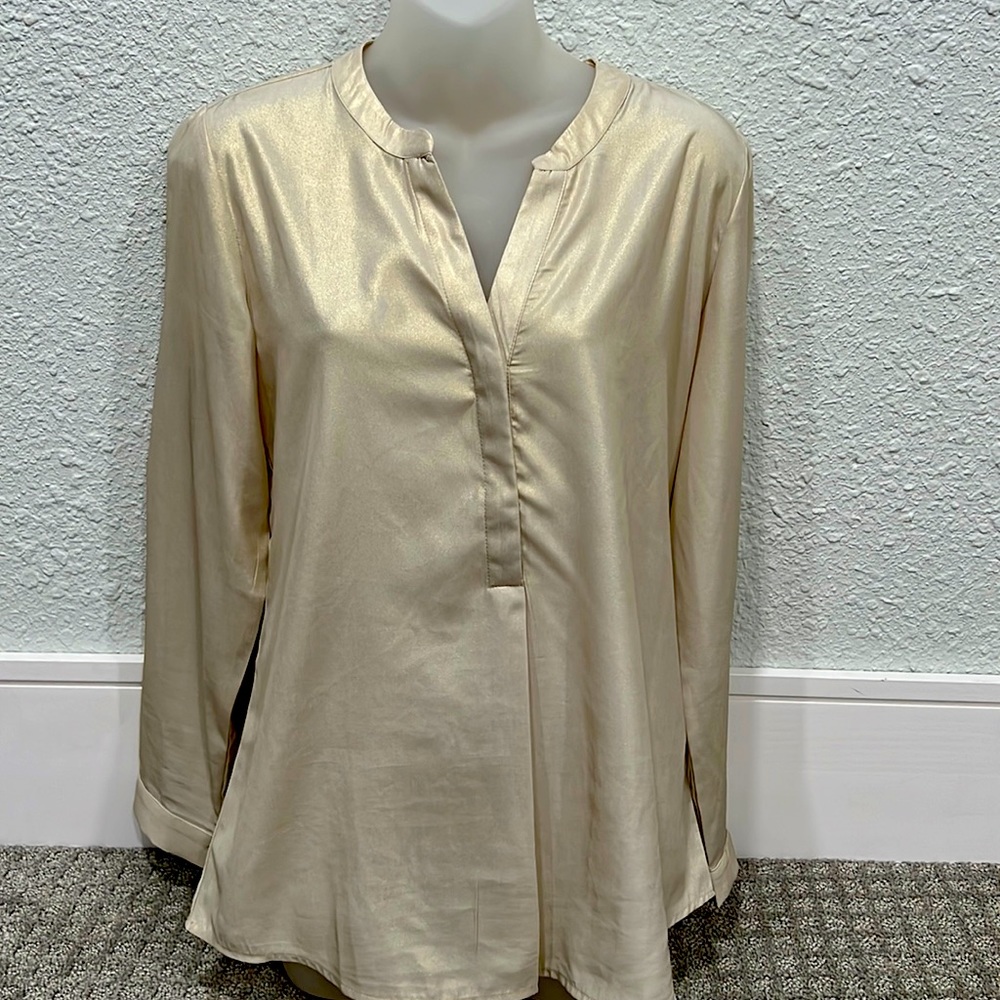 CHICOS Gold Shimmer Shirt size 0